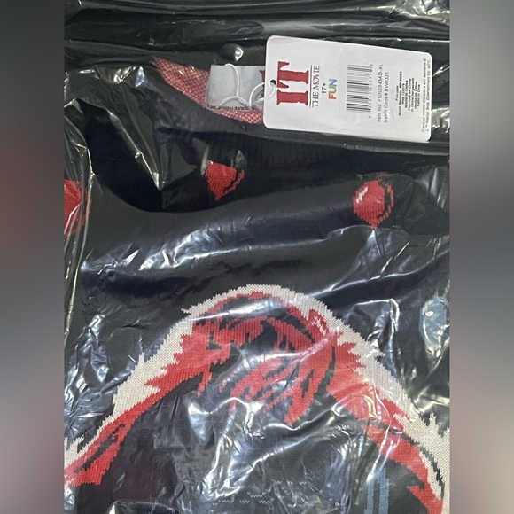 NWT-Fun IT the movie Pennywise ugly sweater size XL - Picture 6 of 9